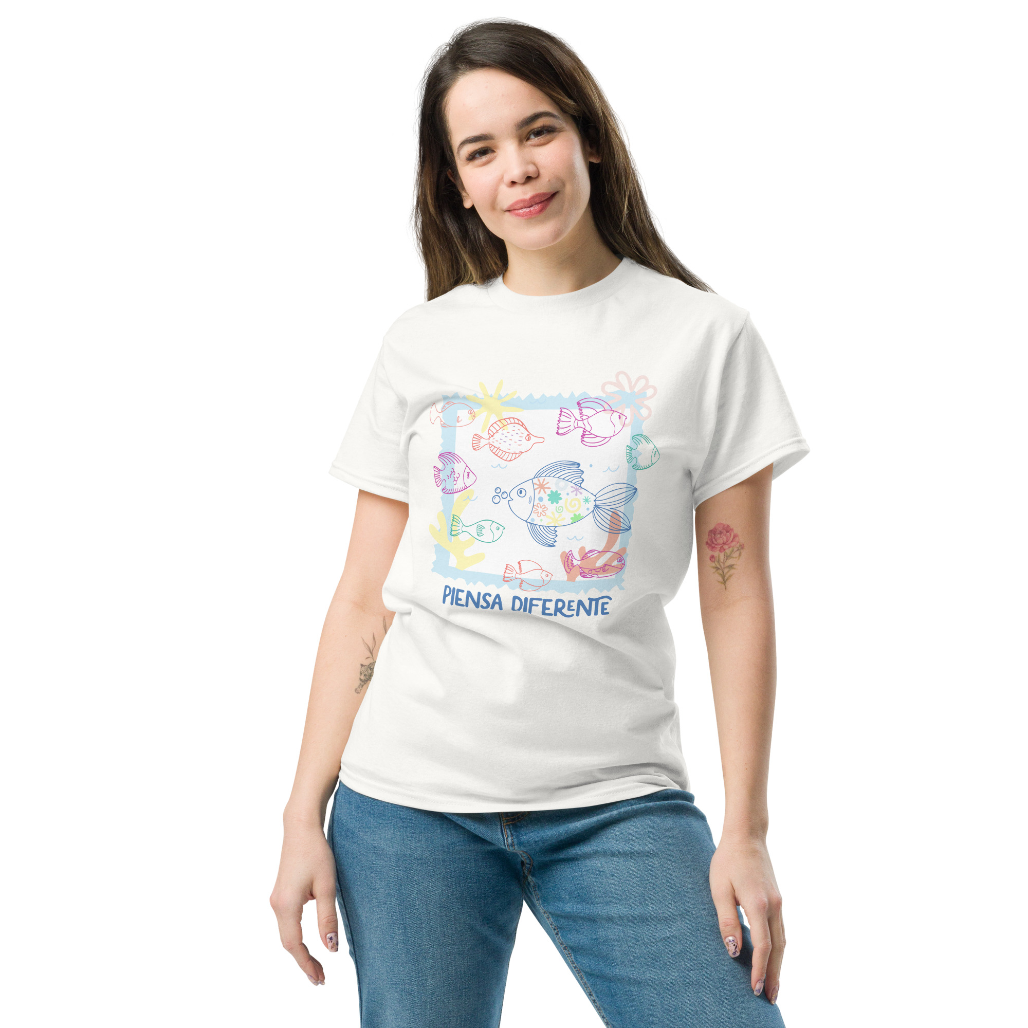 Camiseta unisex "Piensa Diferente"